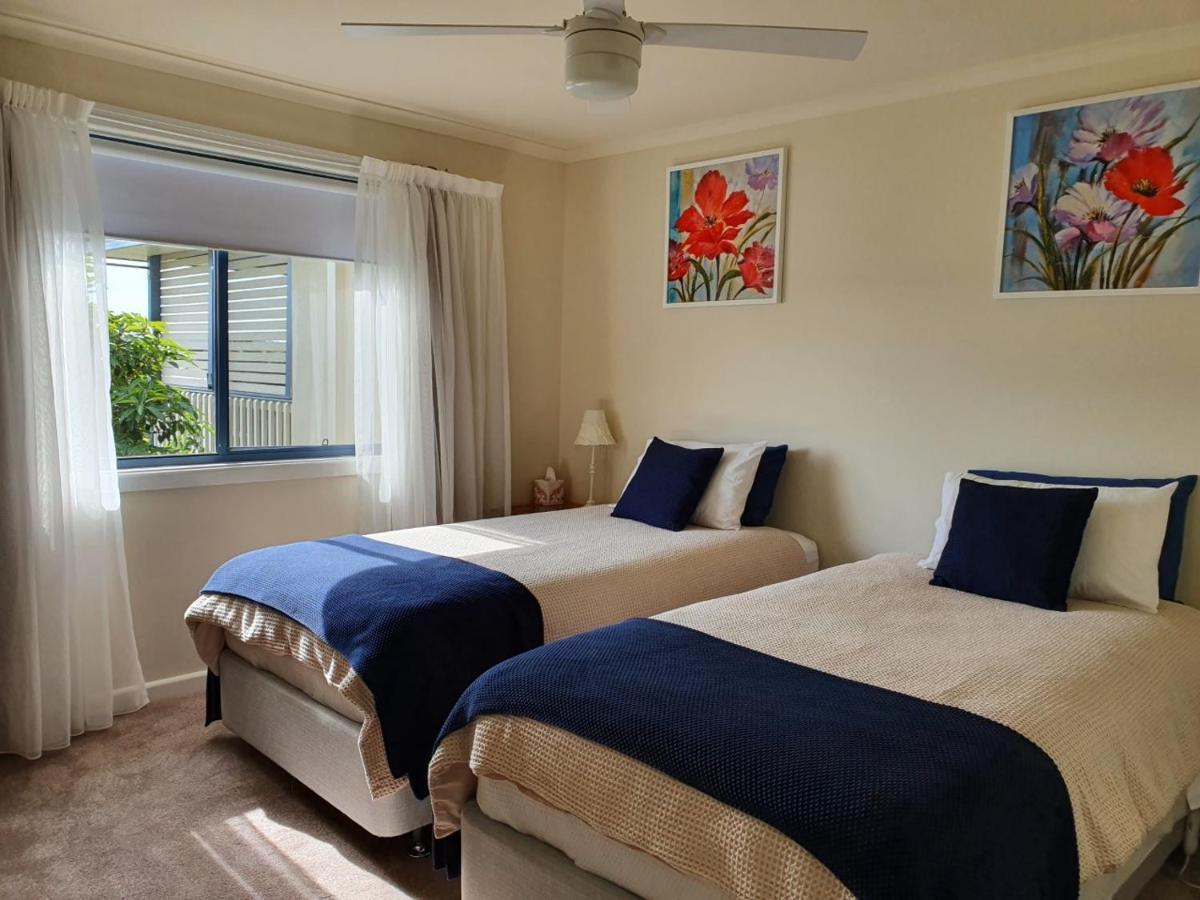 Abalone Guest Accommodation レイクス・エントランス エクステリア 写真
